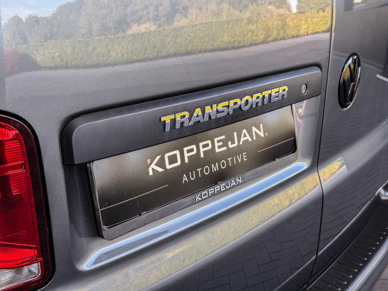 Volkswagen Transporter 2.0 TDI 150PK DSG Bestelwagen L1H1 | Volkswagen occasion