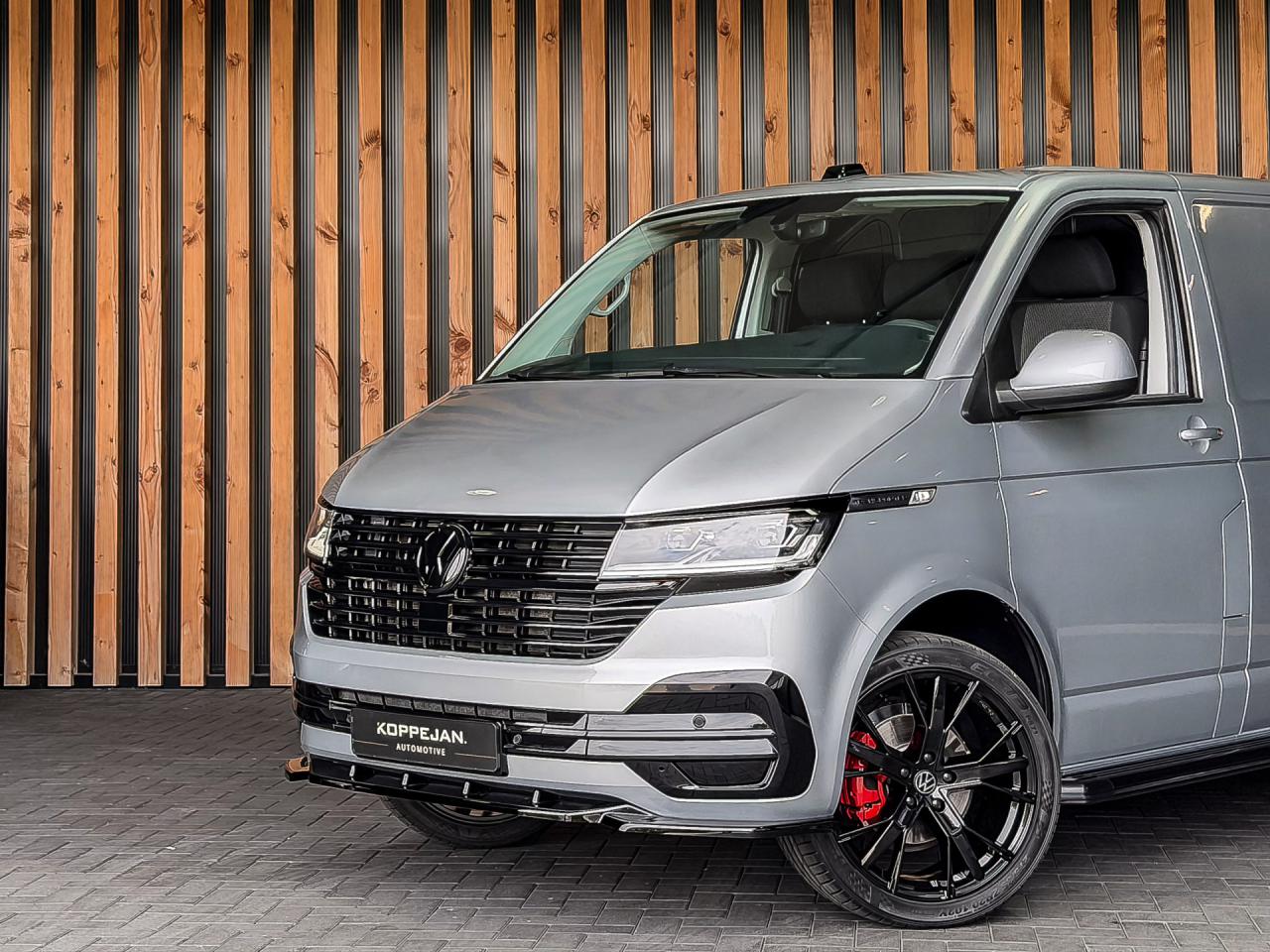 Volkswagen Transporter 2.0 TDI 150PK DSG Bestelwagen L1H1 | Volkswagen occasion