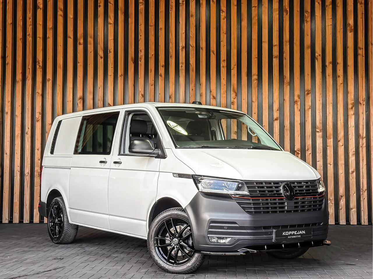 Volkswagen Transporter 2.0 TDI 150PK DSG Bestelwagen L1H1 | Volkswagen occasion