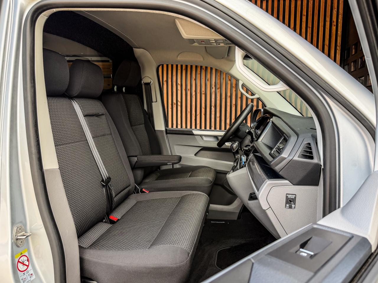 Volkswagen Transporter 2.0 TDI 150PK DSG Bestelwagen L2H1 Bulli | Volkswagen occasion