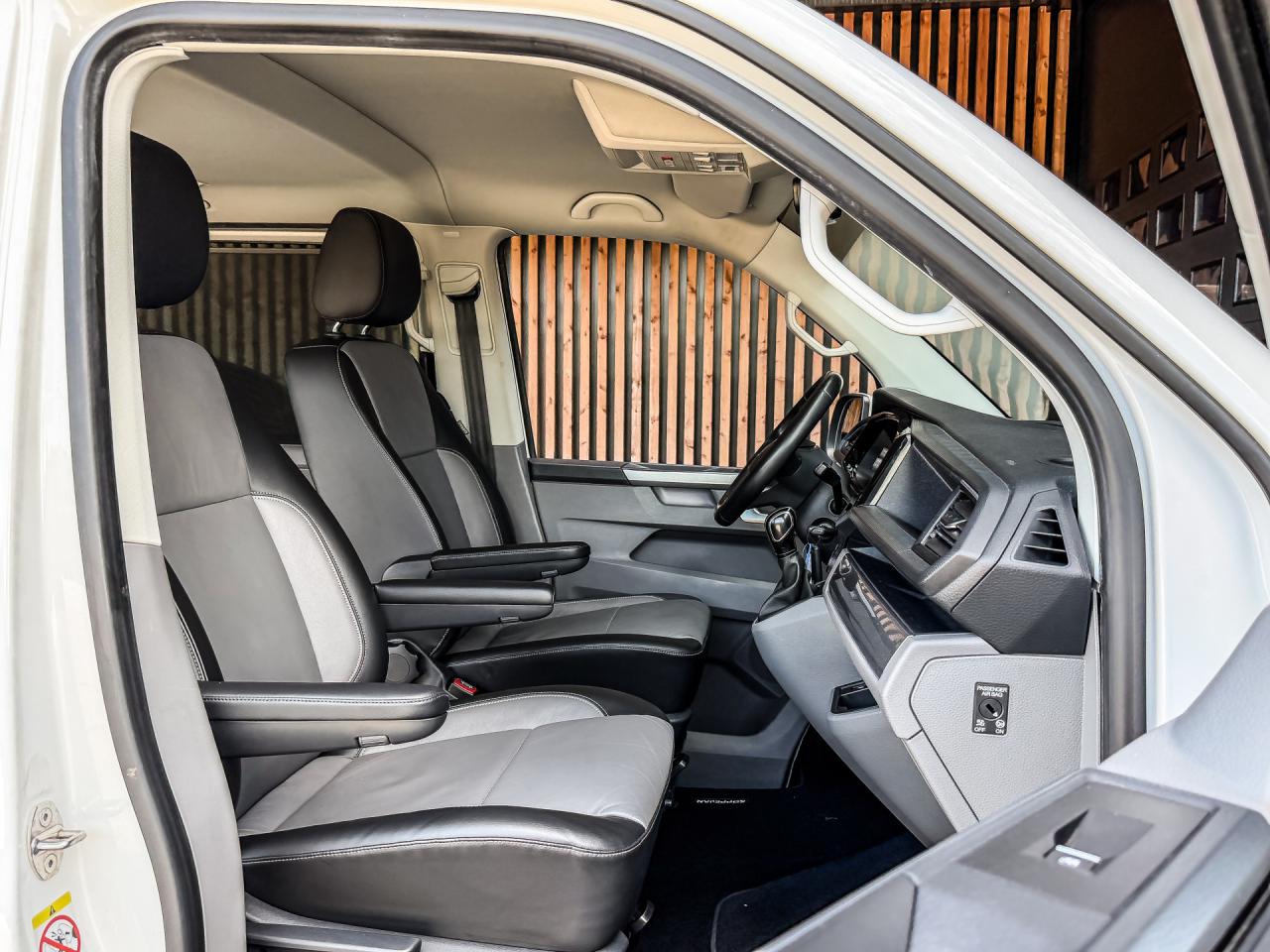 Volkswagen Transporter Caravelle 2.0 TDI 204PK DSG Dubbele Cabine L2H1 | Volkswagen occasion